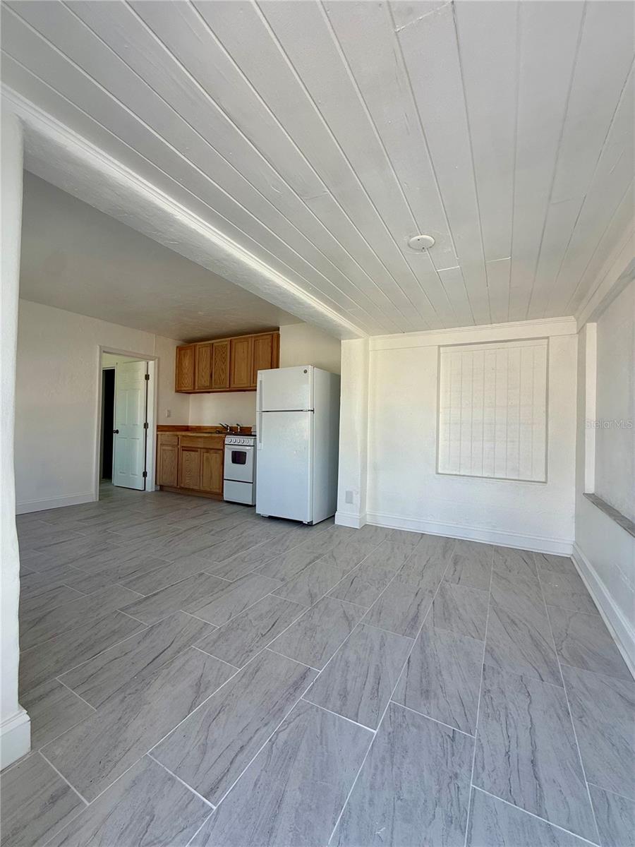 ST PETERSBURG BEACH REP - Residential Lease