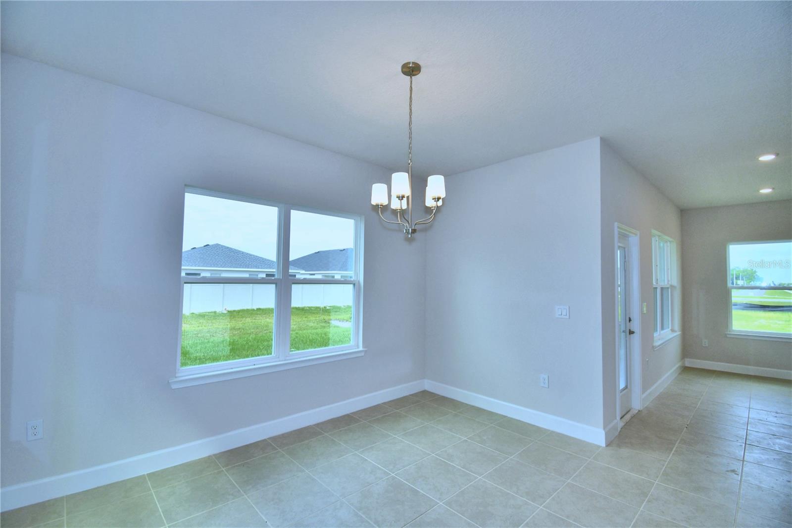 1413 LEAMINGTON LANE