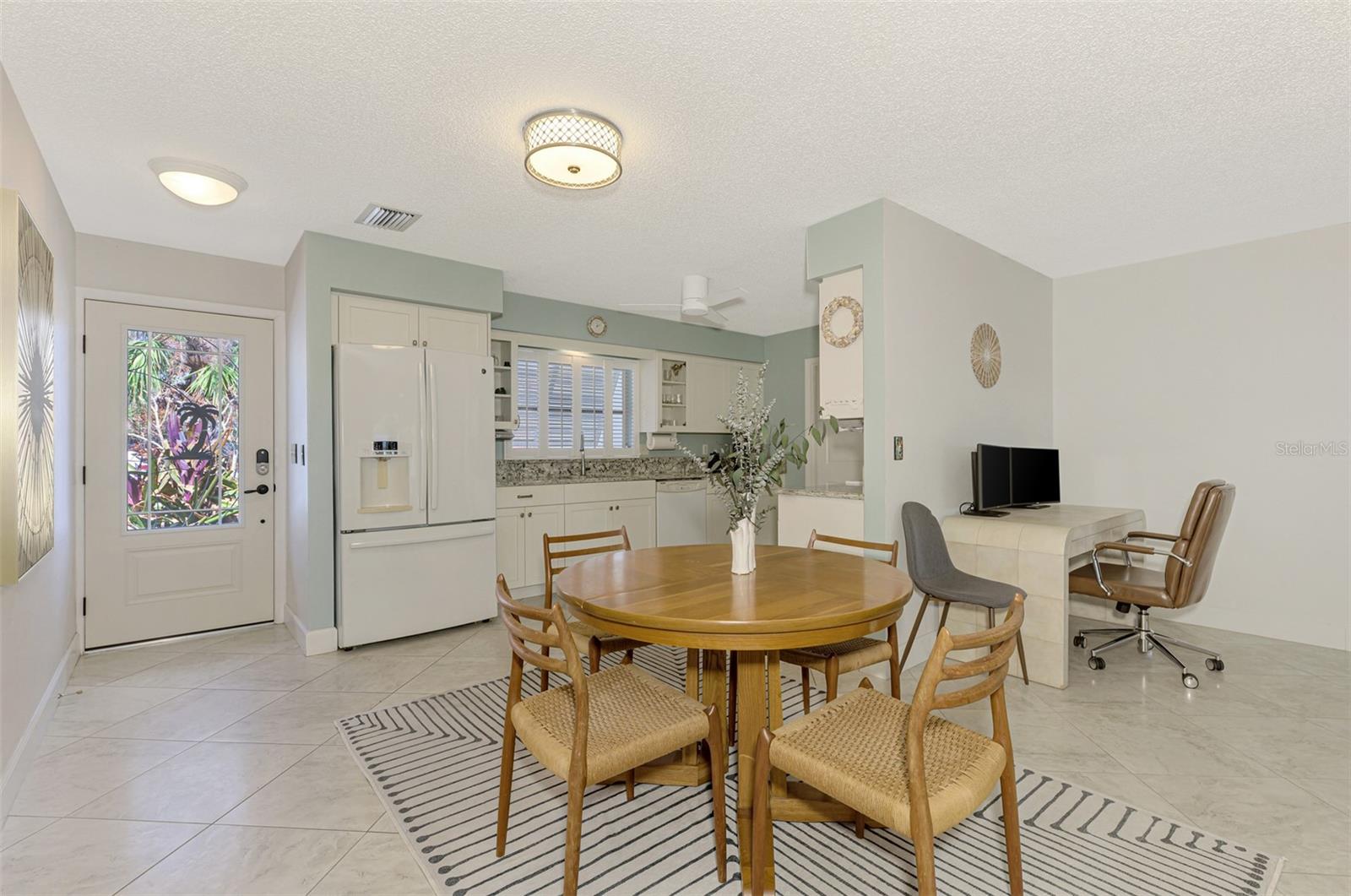 GULF WIND - Residential Lease
