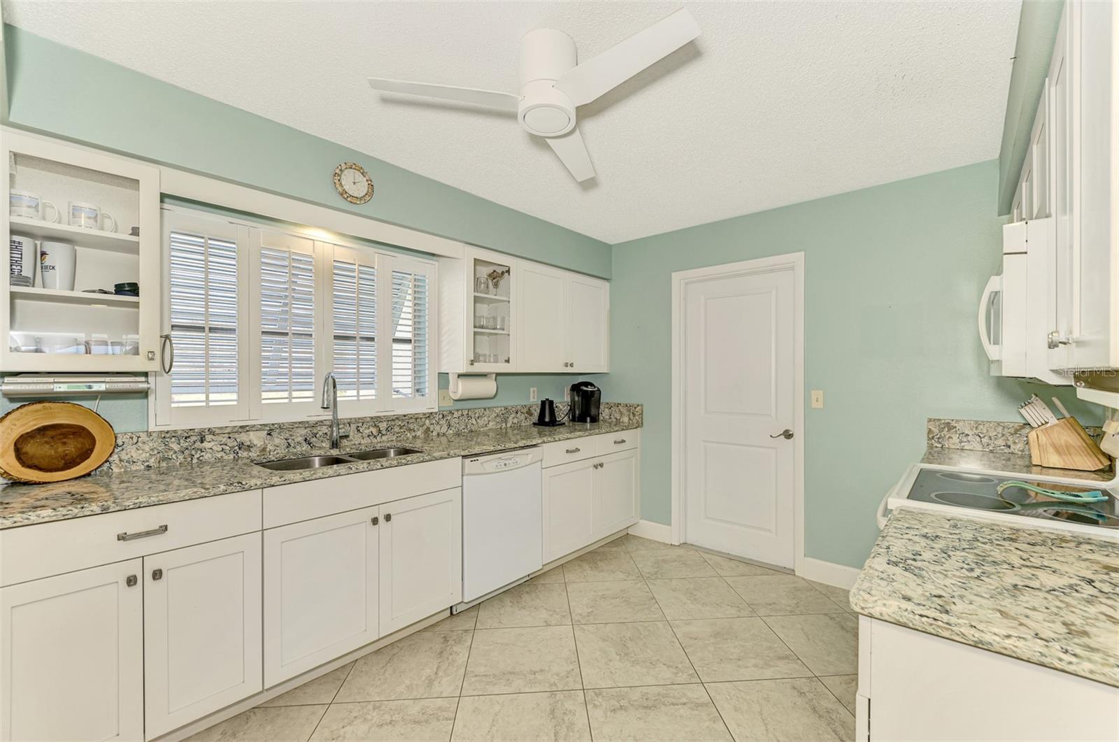 GULF WIND - Residential Lease
