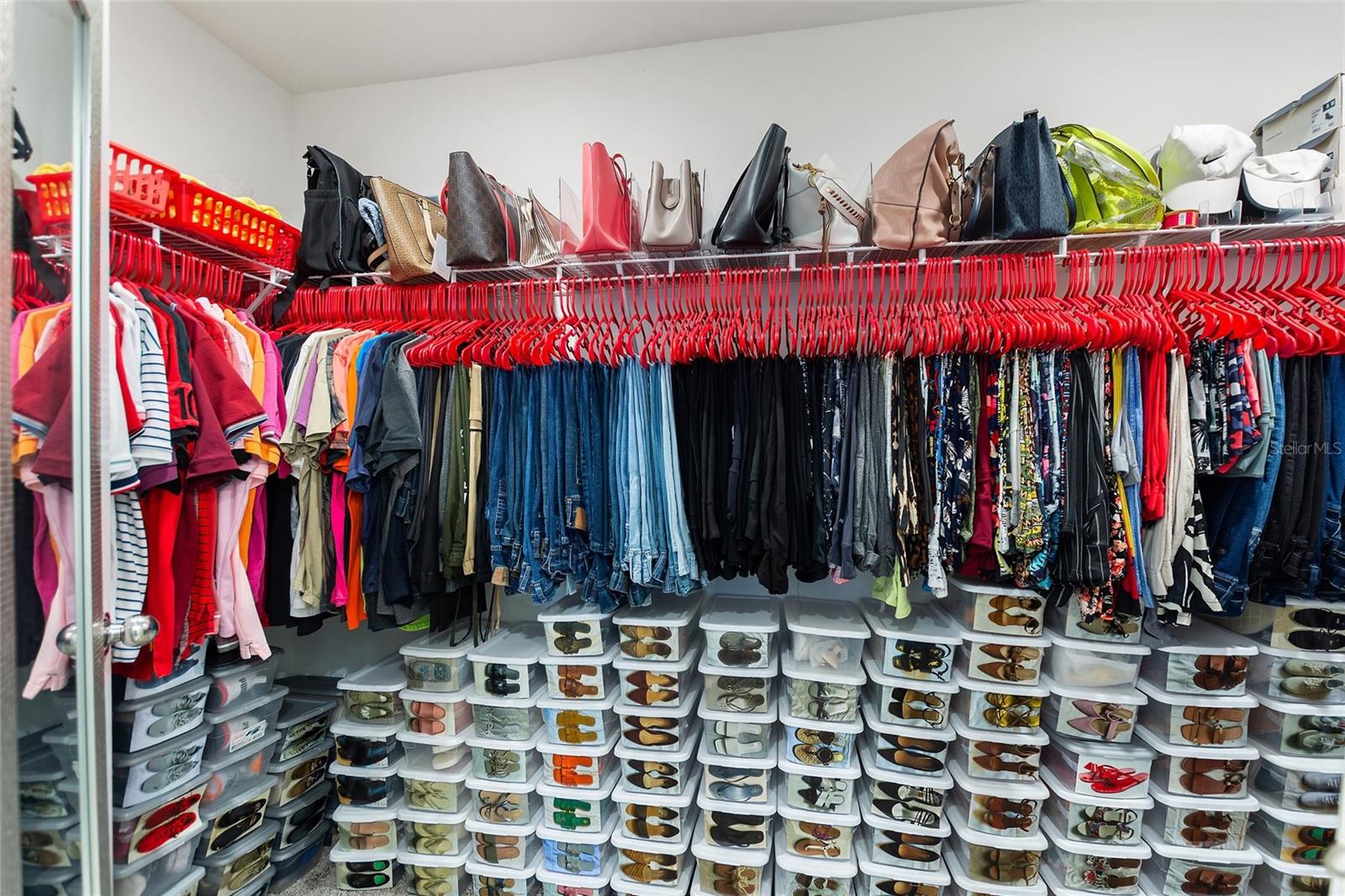 CASCADES PH 1A - Residential