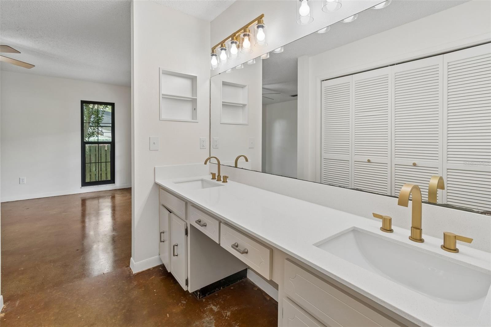 LAKE MAGDALENE ARMS ESTATES SC 1 - Residential