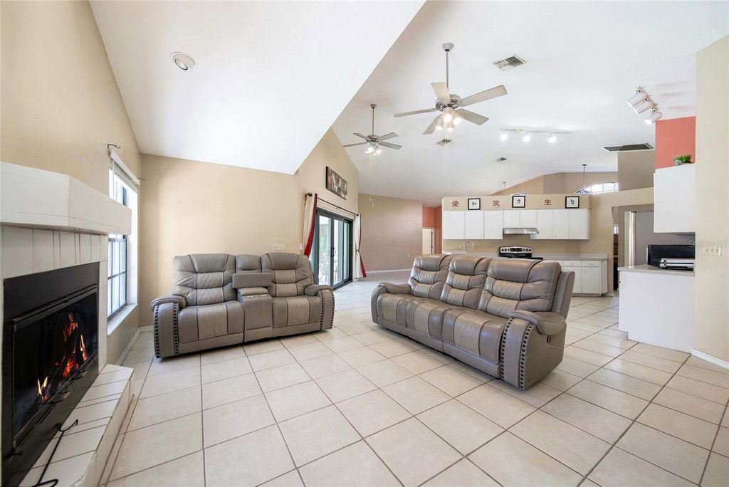 Photo of 2813 Aston Avenue, Plant City, FL 33566 (MLS # W7882174)