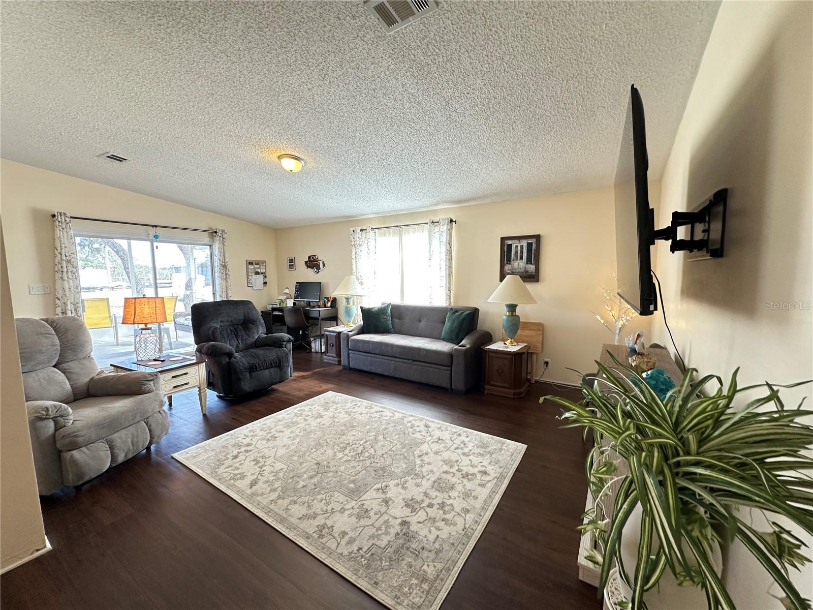 LAKE MARINETTE MHP - Residential