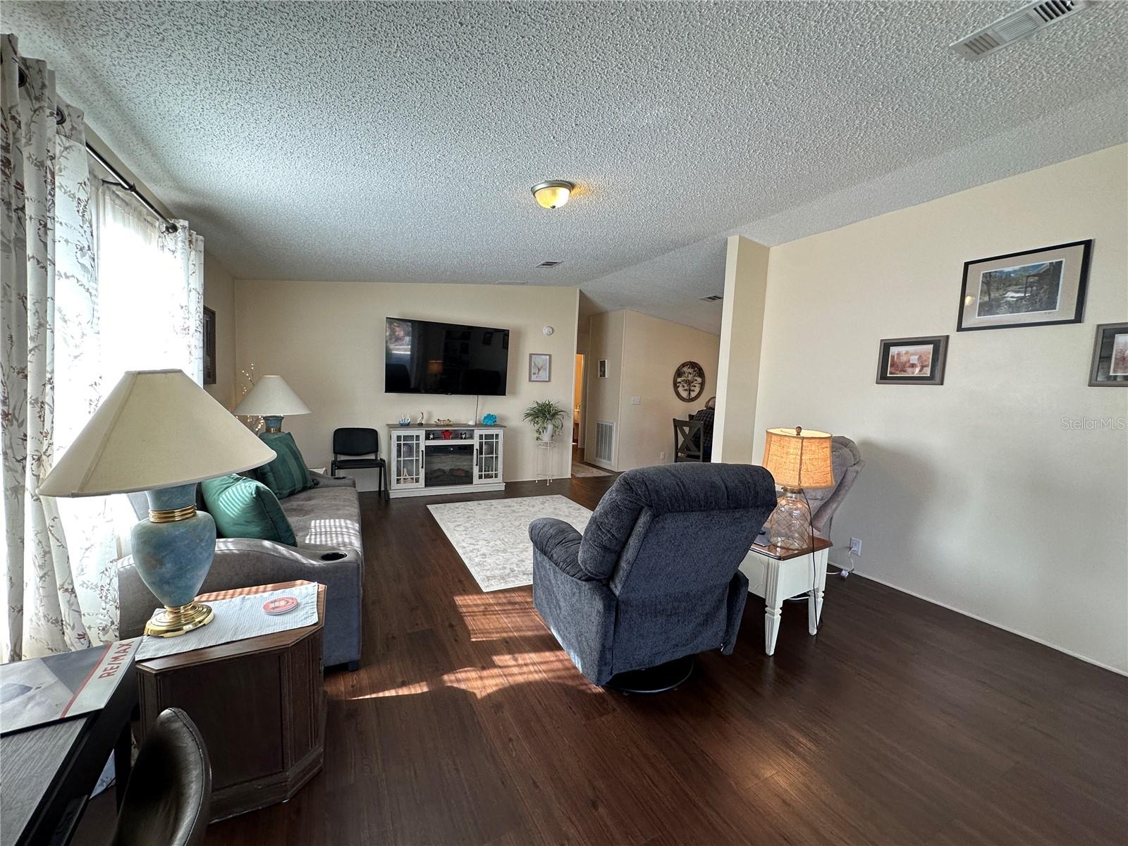 LAKE MARINETTE MHP - Residential