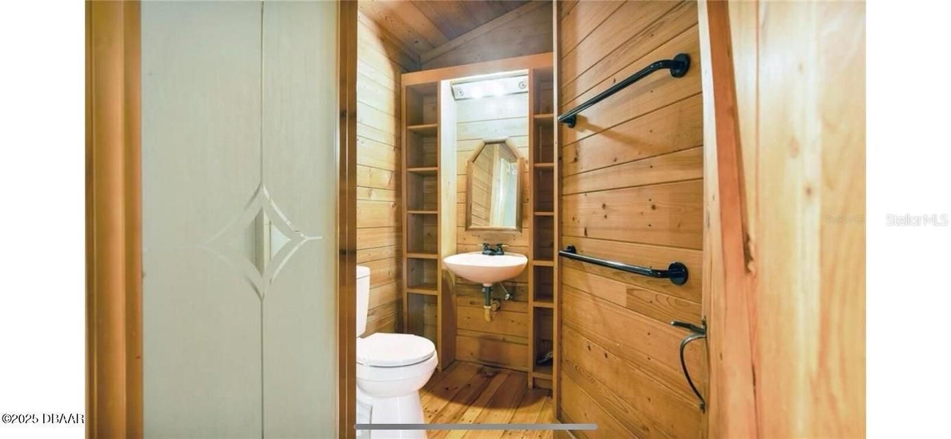 REVEILLE FARMS UNREC 1507 - Residential