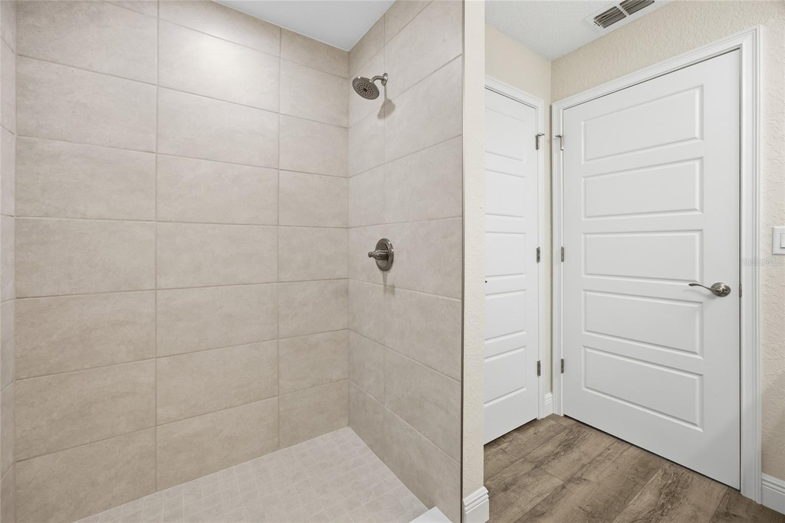 SILVER SPGS SHORES UN 23 - Residential