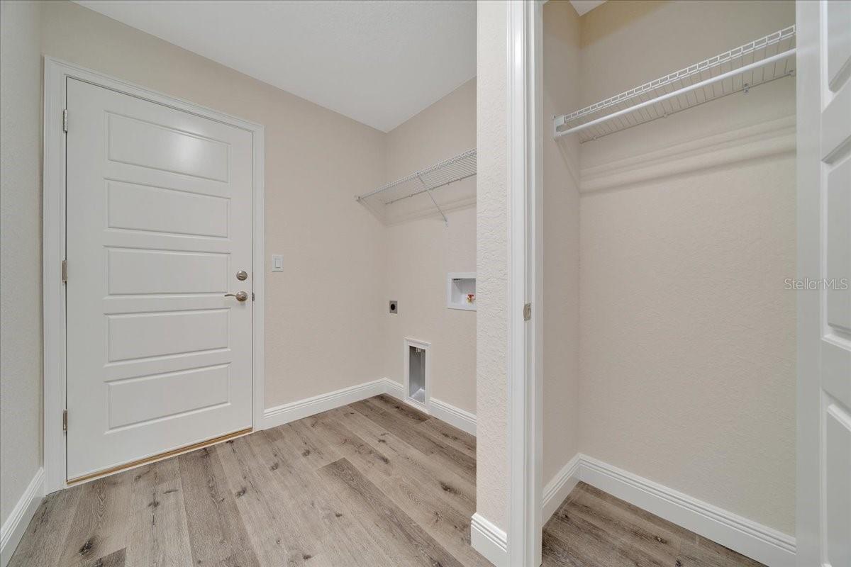 SILVER SPGS SHORES UN 23 - Residential