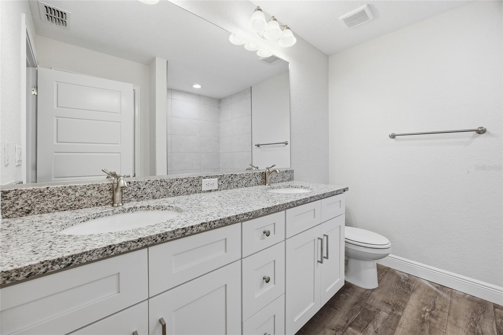 SILVER SPGS SHORES UN 23 - Residential