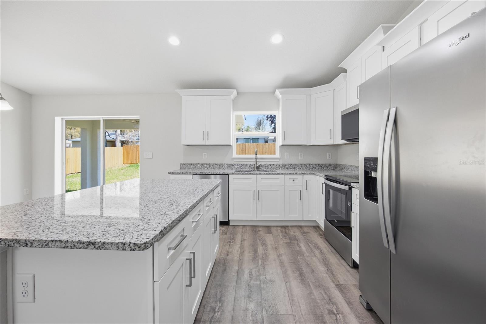 SILVER SPGS SHORES UN 23 - Residential