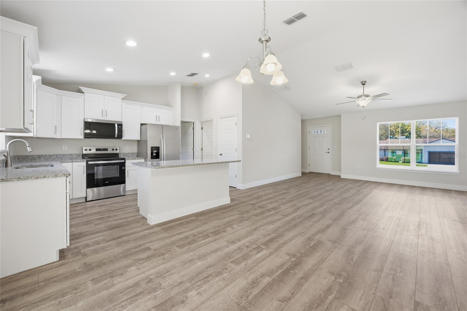 SILVER SPGS SHORES UN 23 - Residential