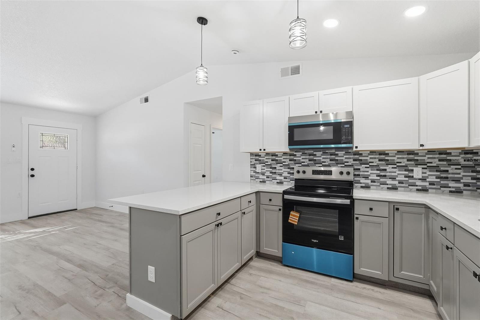 RIDGE MANOR FARMS - Residential