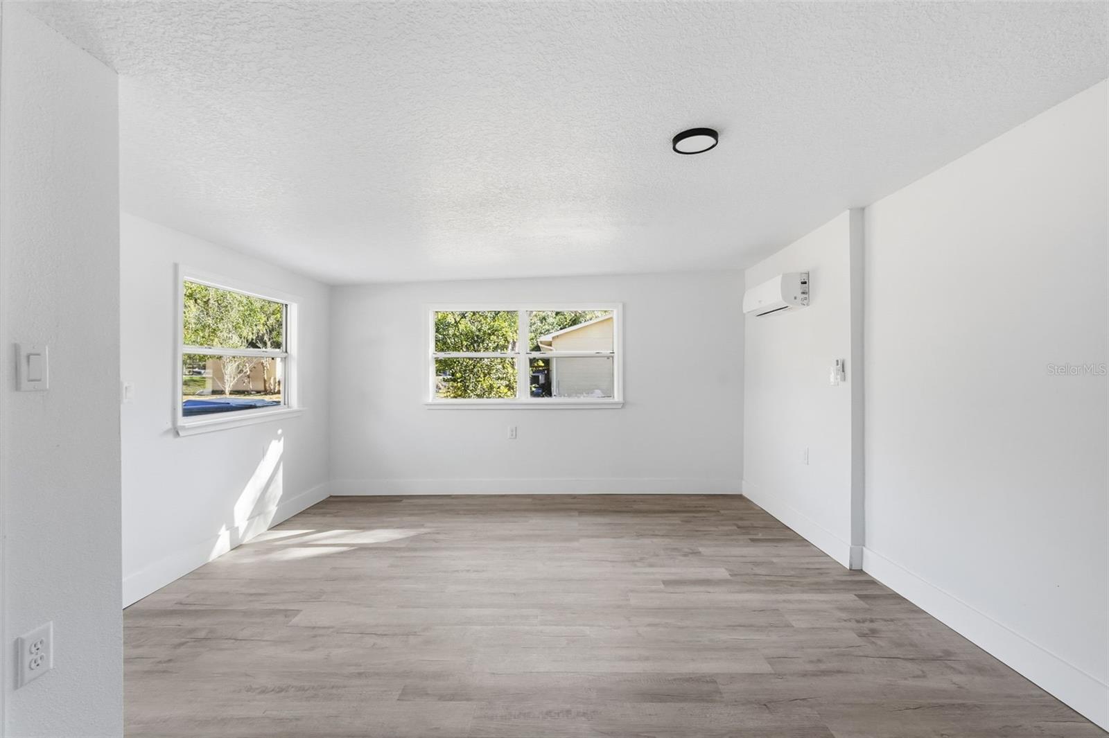 RIDGE MANOR FARMS - Residential