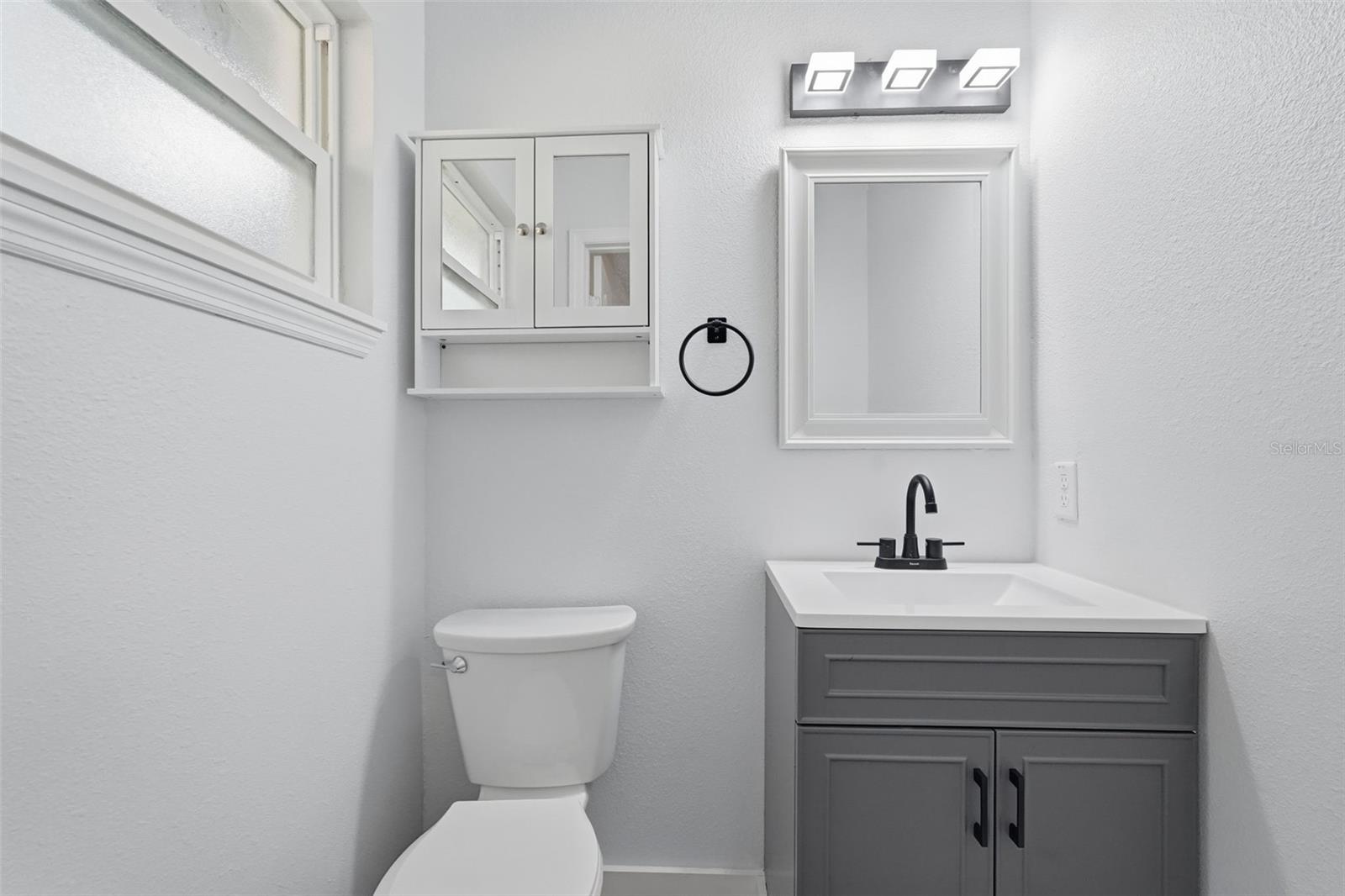 RIDGE MANOR FARMS - Residential