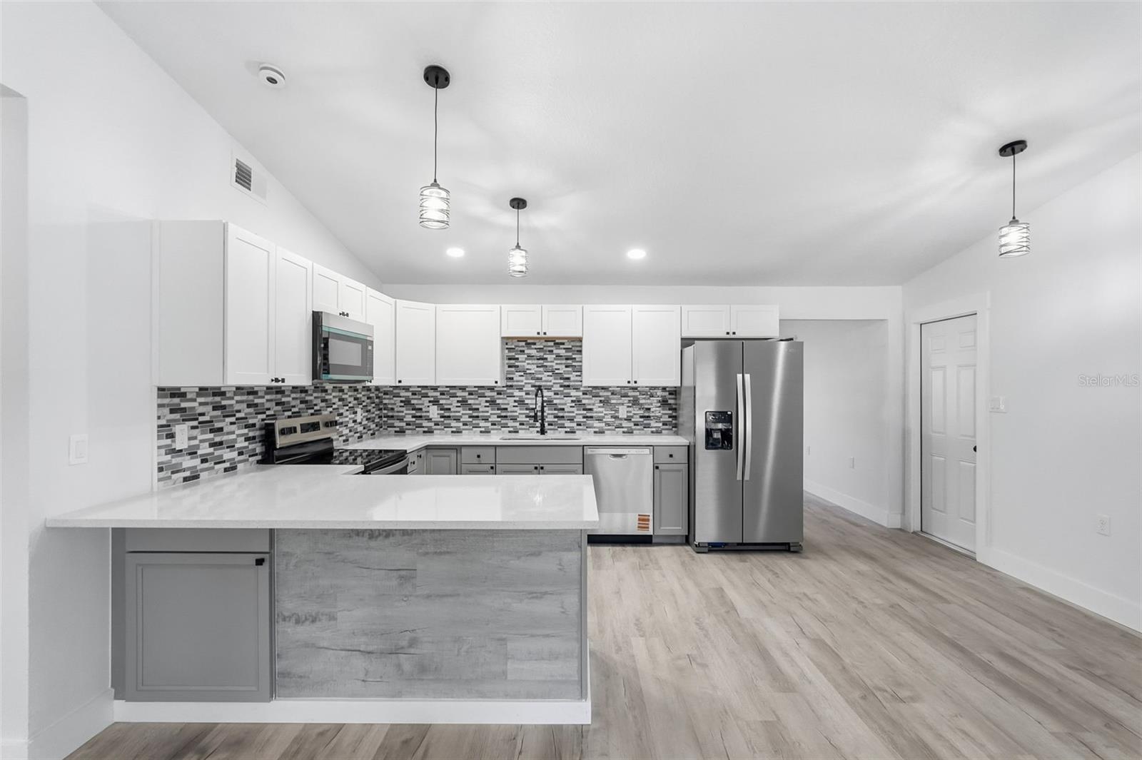 RIDGE MANOR FARMS - Residential