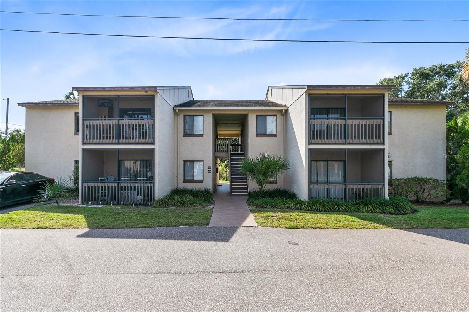 BUENA VISTA DEV - Residential Lease