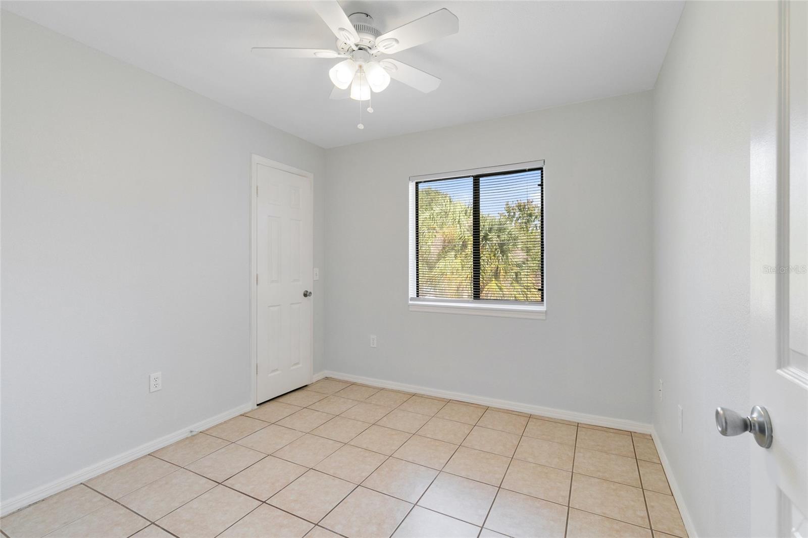 BUENA VISTA DEV - Residential Lease