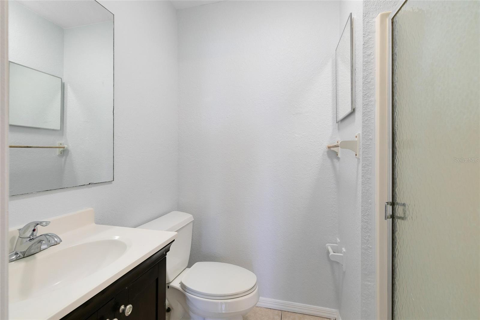 BUENA VISTA DEV - Residential Lease