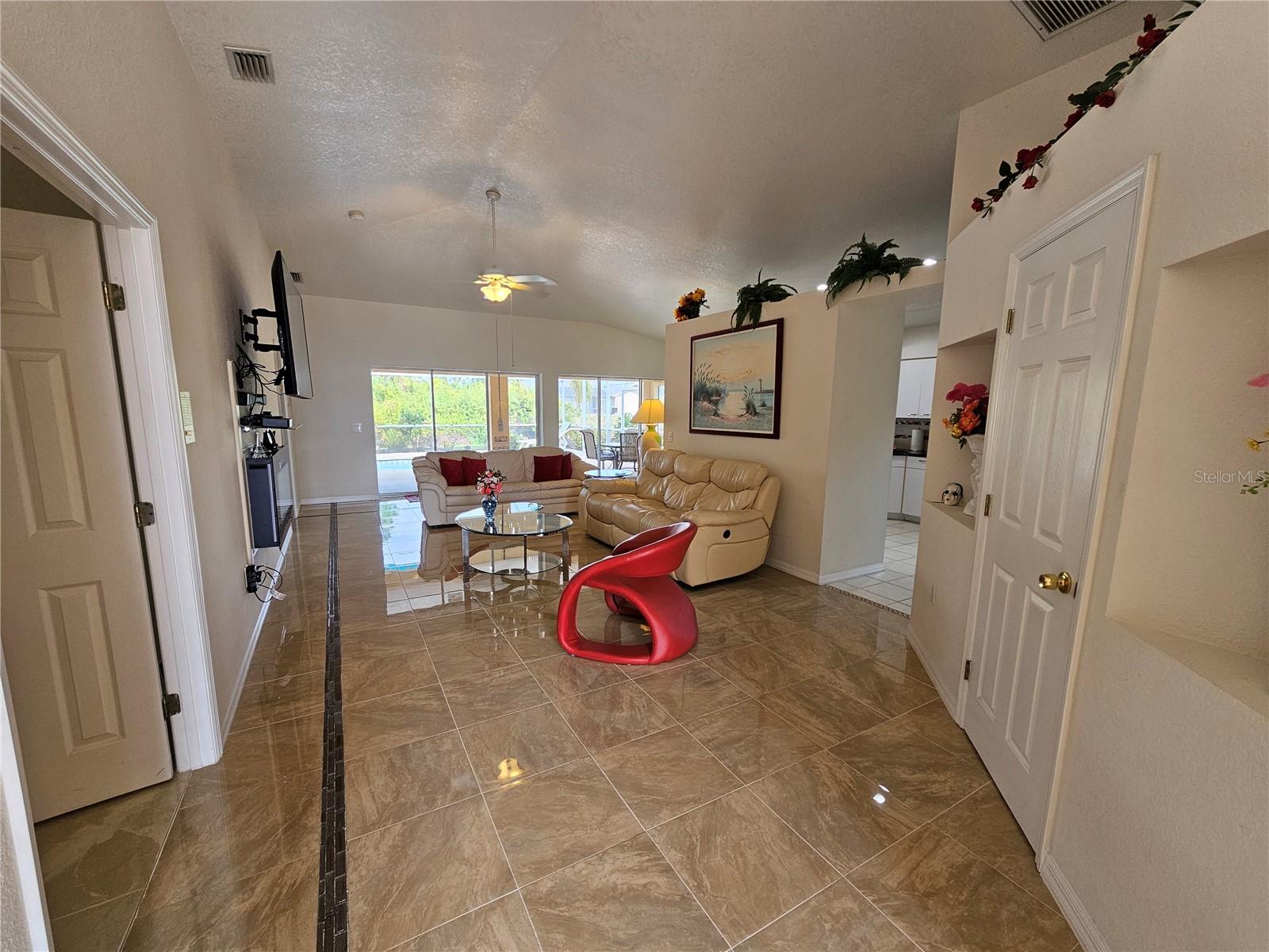 114 ALBATROSS ROAD