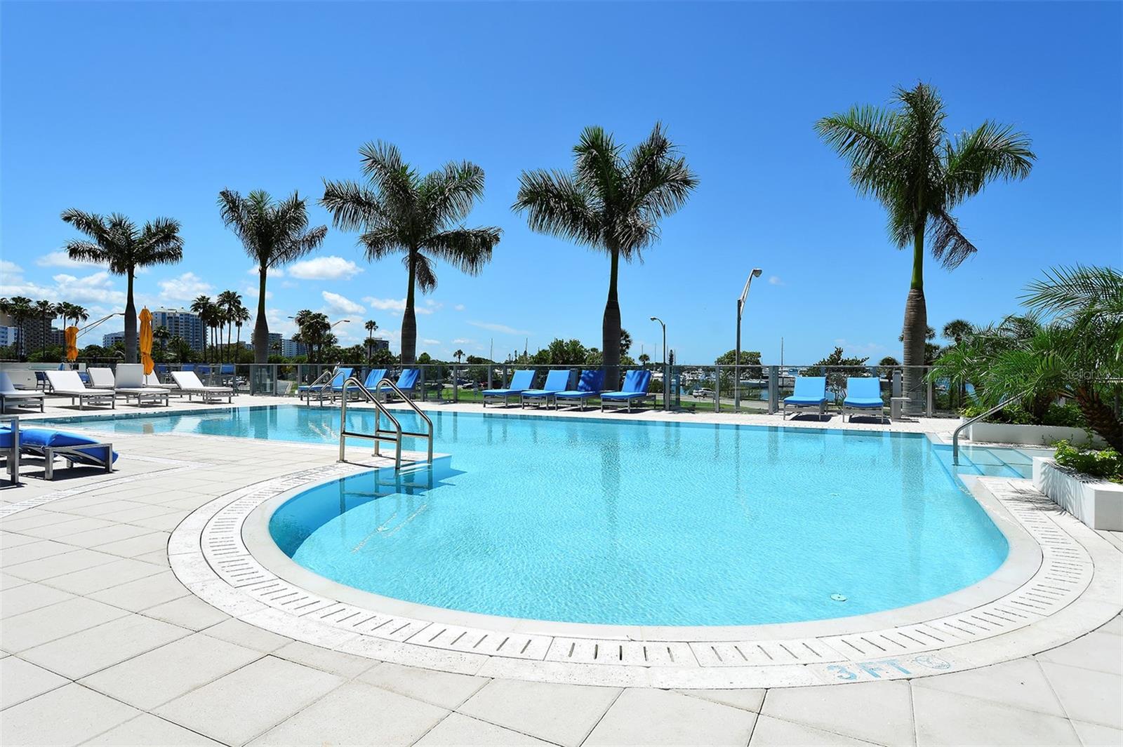 VUE SARASOTA BAY - Residential