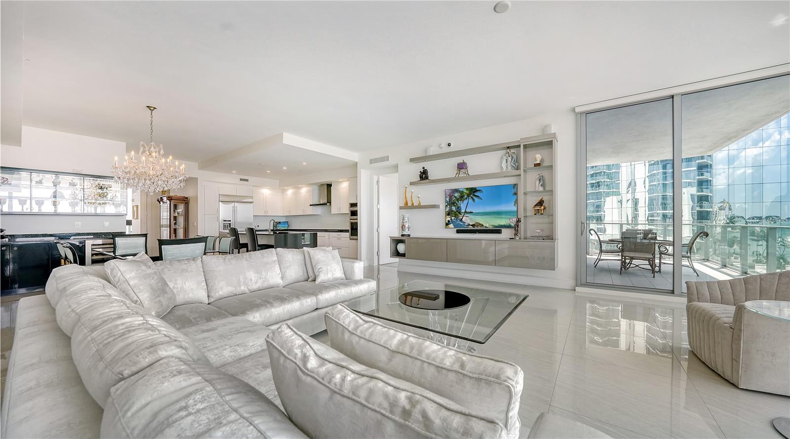 VUE SARASOTA BAY - Residential