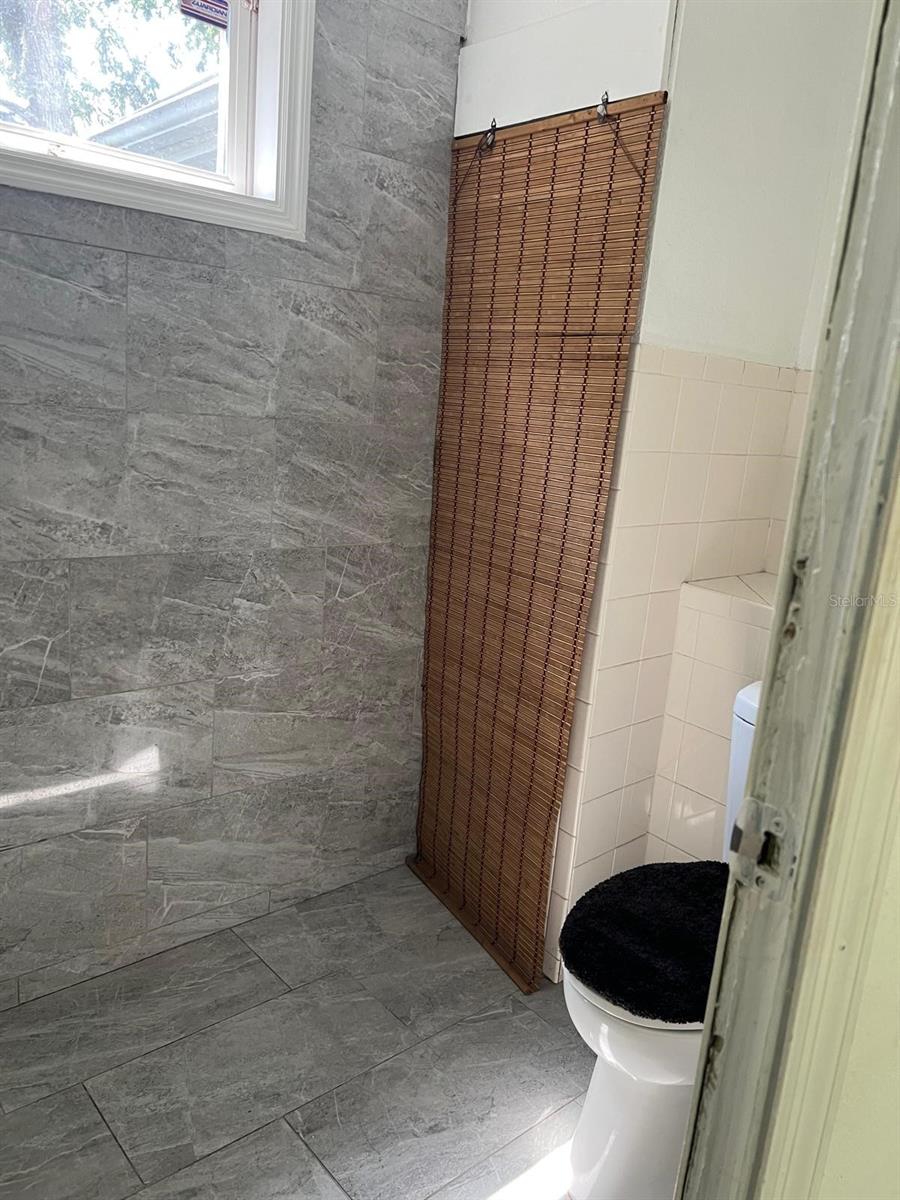 SUNSET RANCH ESTATES - Residential Lease