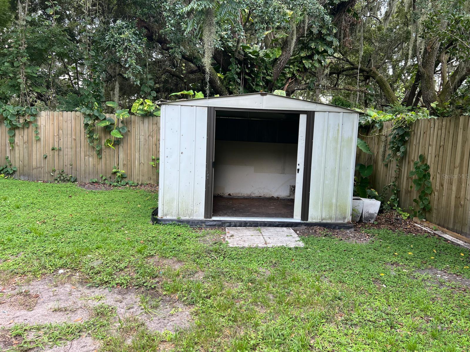 SUNSET RANCH ESTATES - Residential Lease