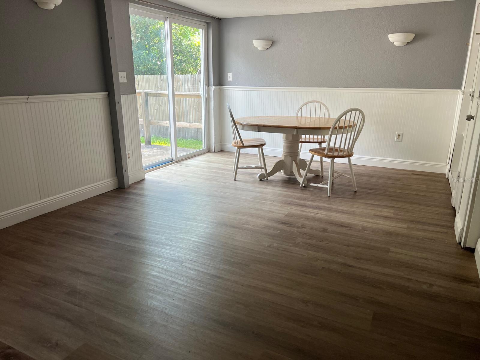 SUNSET RANCH ESTATES - Residential Lease