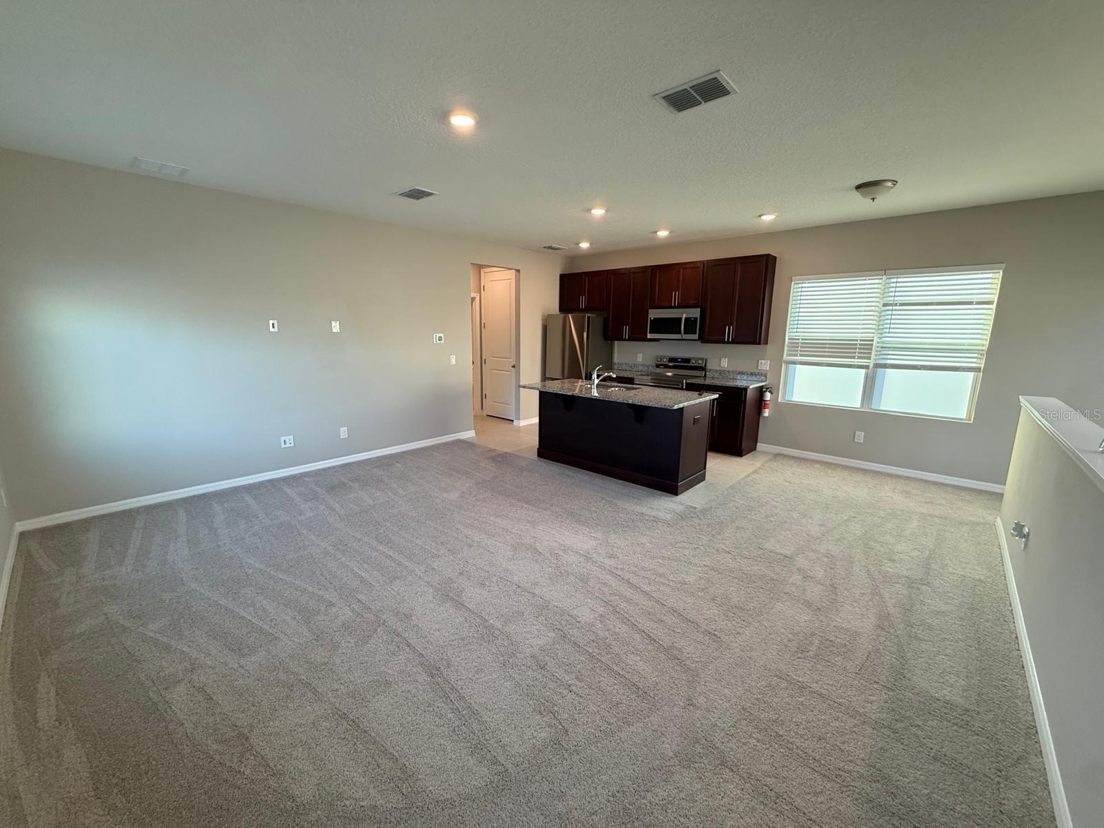 WESLYN PARK PH 3 PB 34 PGS 38–52 LOT 122 - Residential Lease