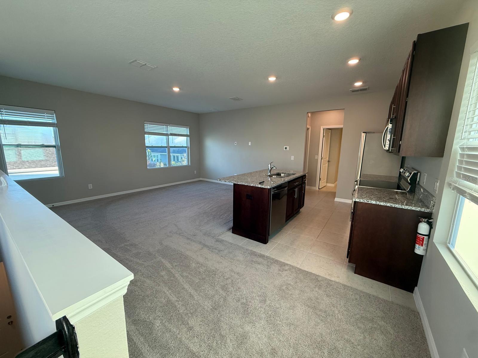 WESLYN PARK PH 3 PB 34 PGS 38–52 LOT 122 - Residential Lease