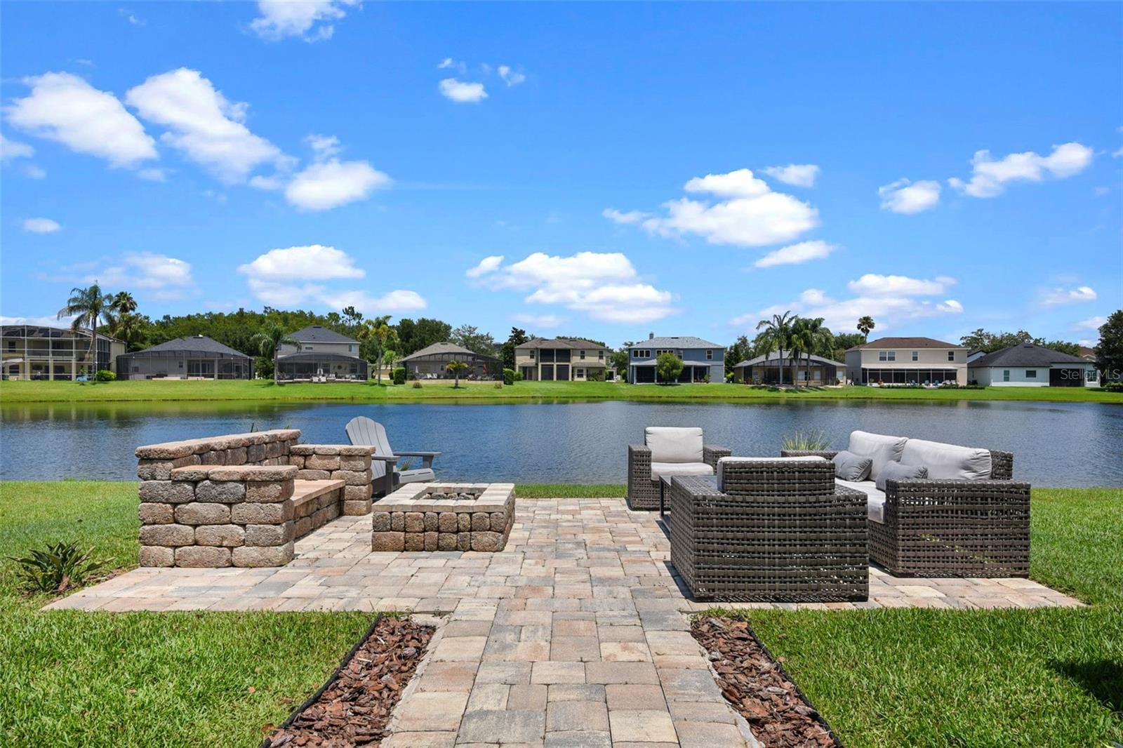 2451 RIDGEMOOR DRIVE