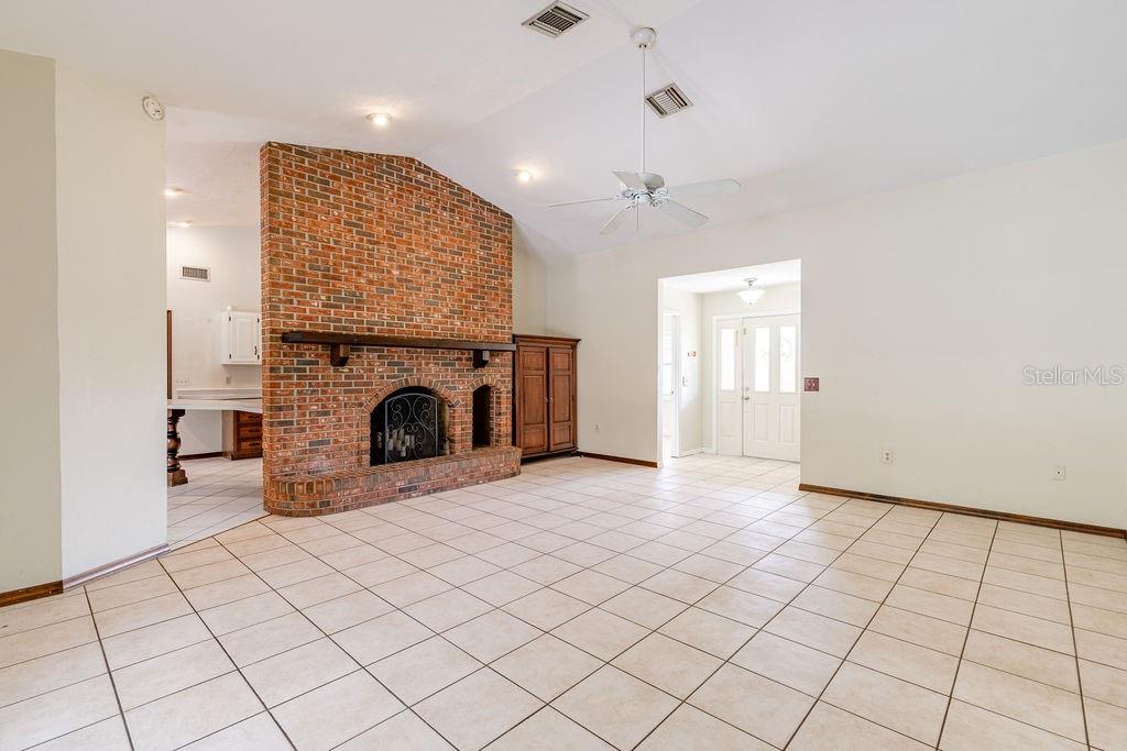 EUSTIS EL CERITO - Residential