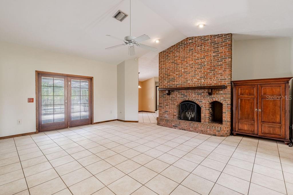 EUSTIS EL CERITO - Residential