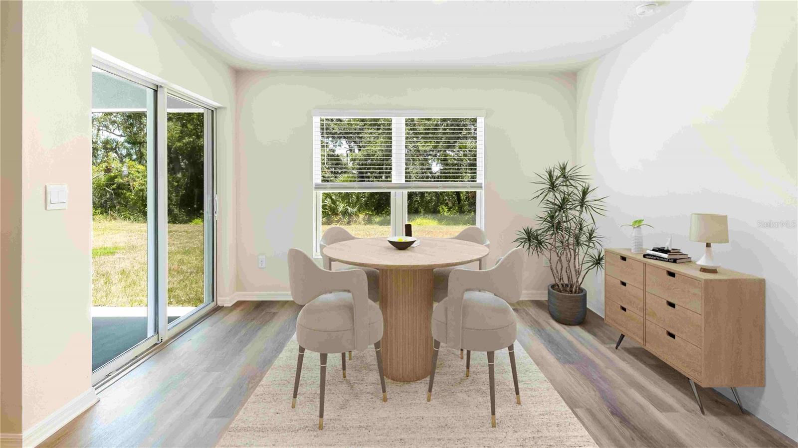 BELLA LAGO - Residential