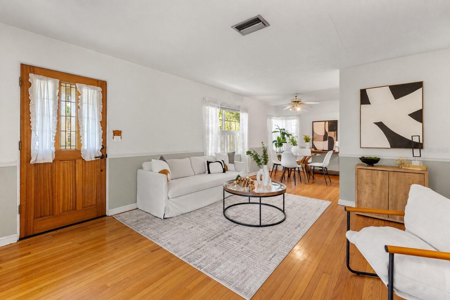 1625 HULL CIRCLE