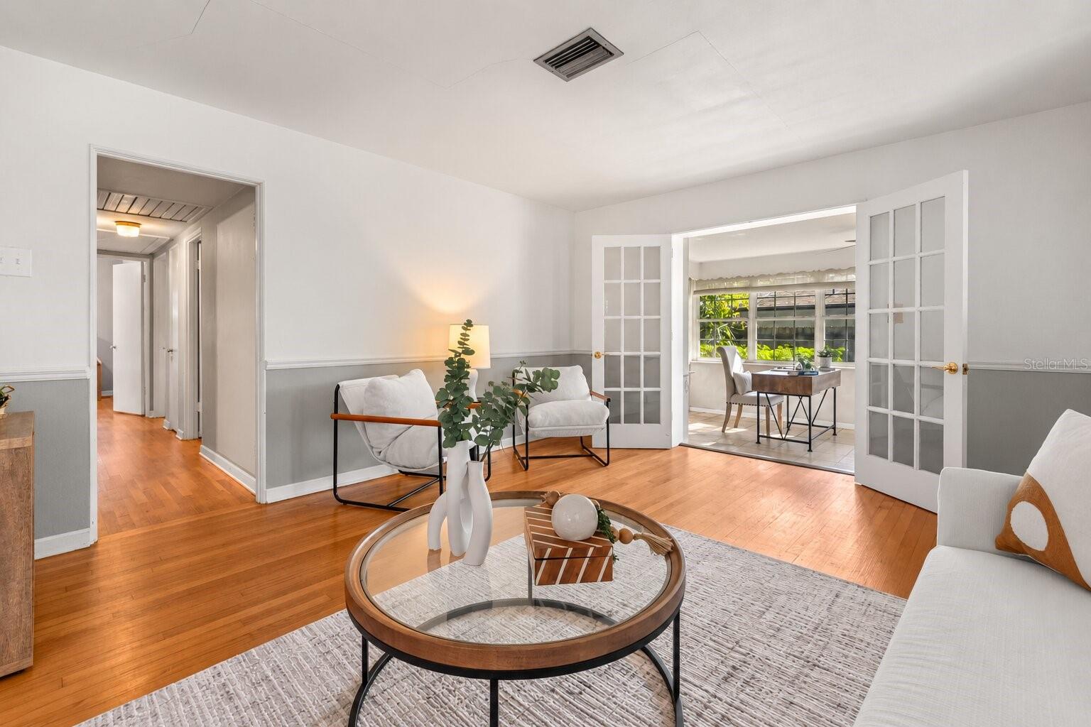 1625 HULL CIRCLE