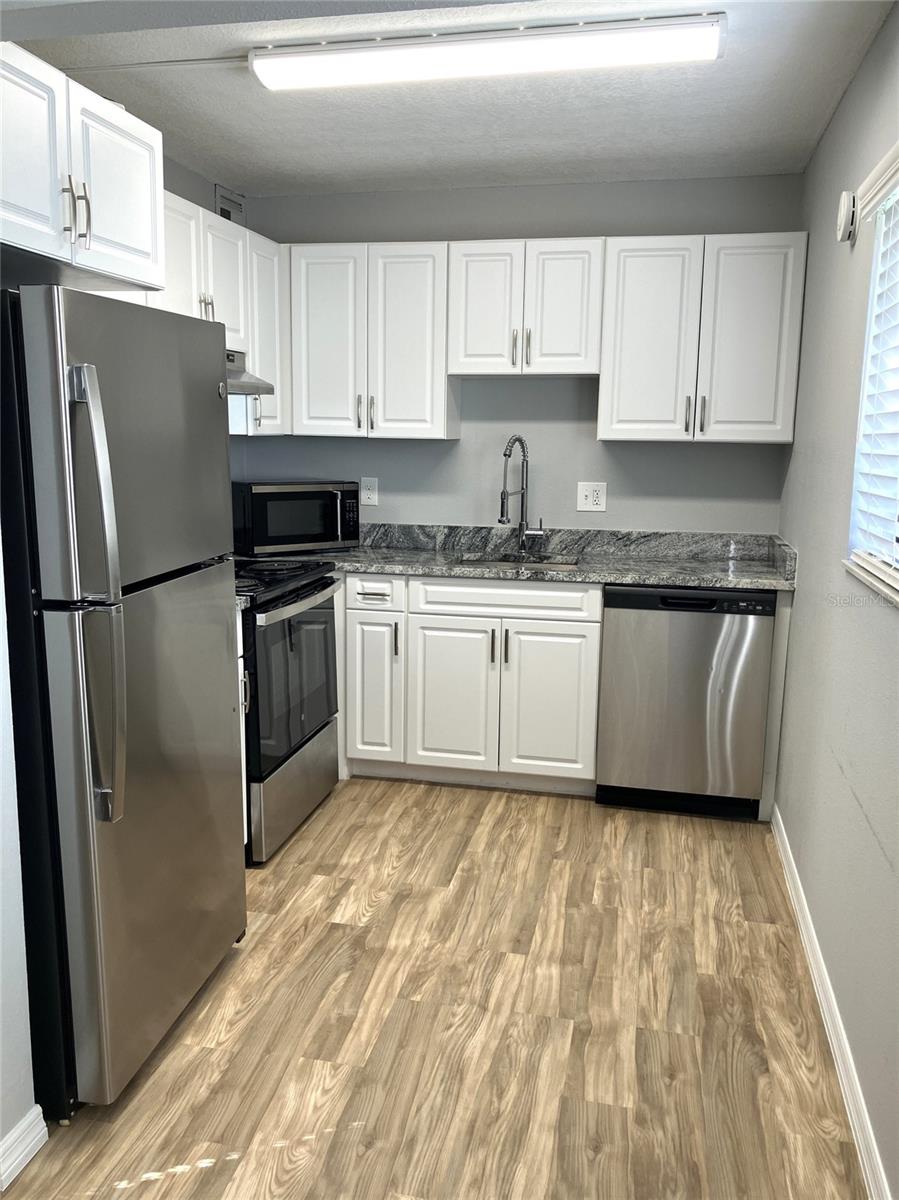 RAINTREE VILLAGE CONDO N - Residential