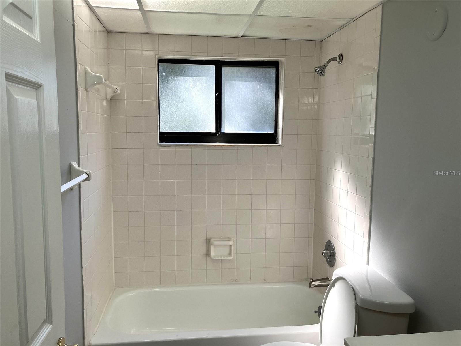 RAINTREE VILLAGE CONDO N - Residential