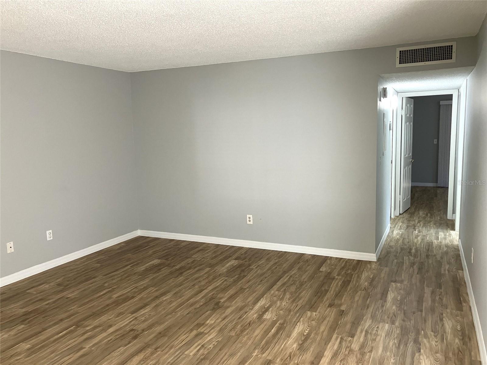 RAINTREE VILLAGE CONDO N - Residential