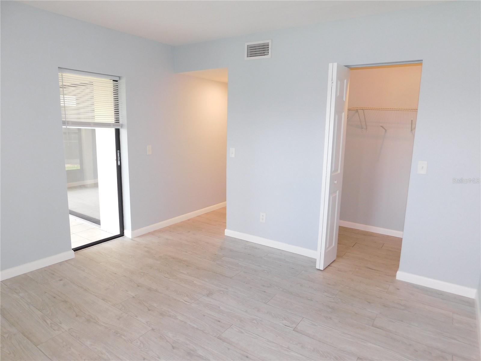 EAST LAKE WOODLANDS WOODLAKE RUN - Residential Lease