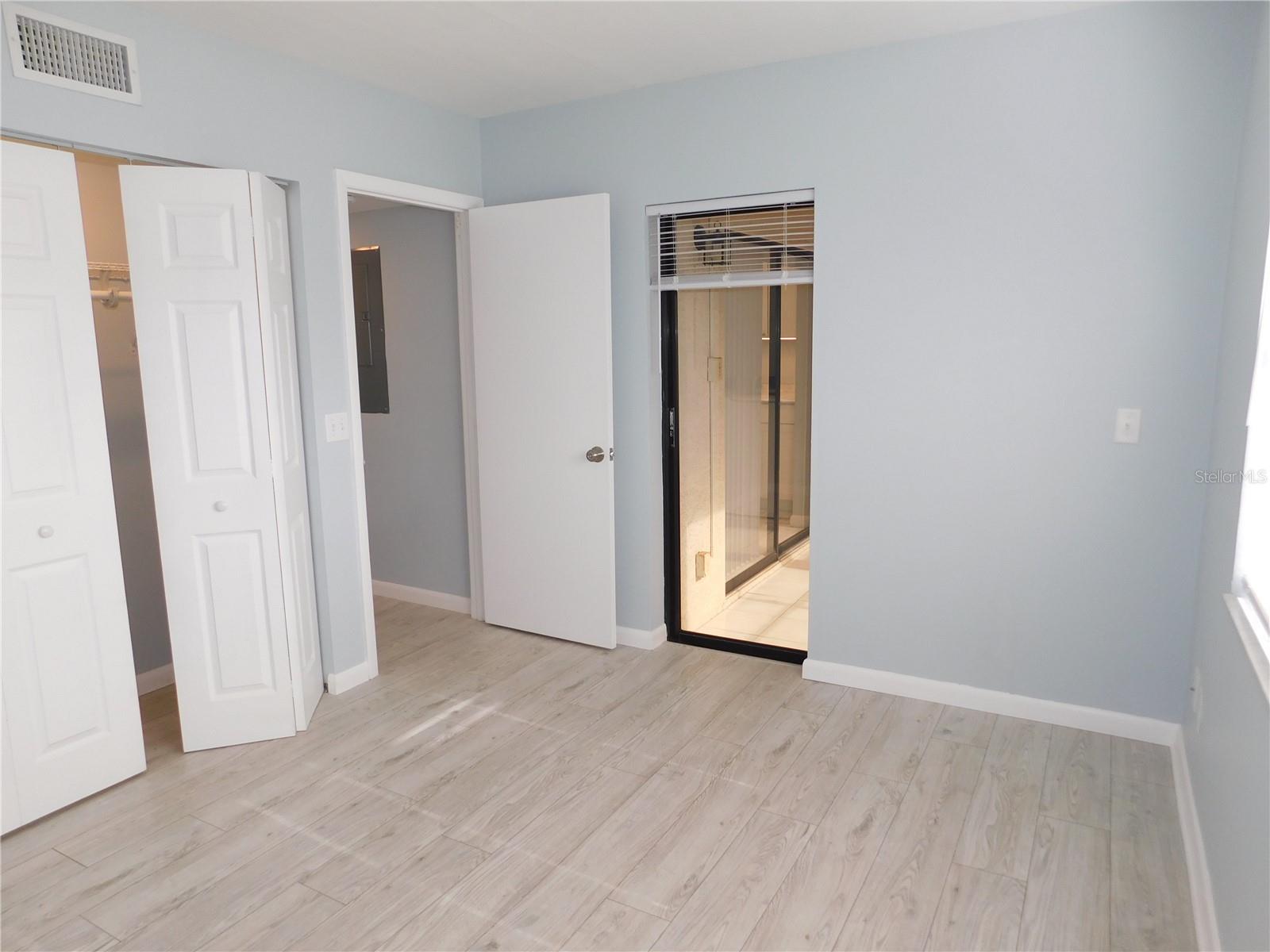 EAST LAKE WOODLANDS WOODLAKE RUN - Residential Lease