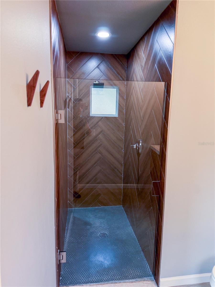 PALM TERRACE - Residential Lease