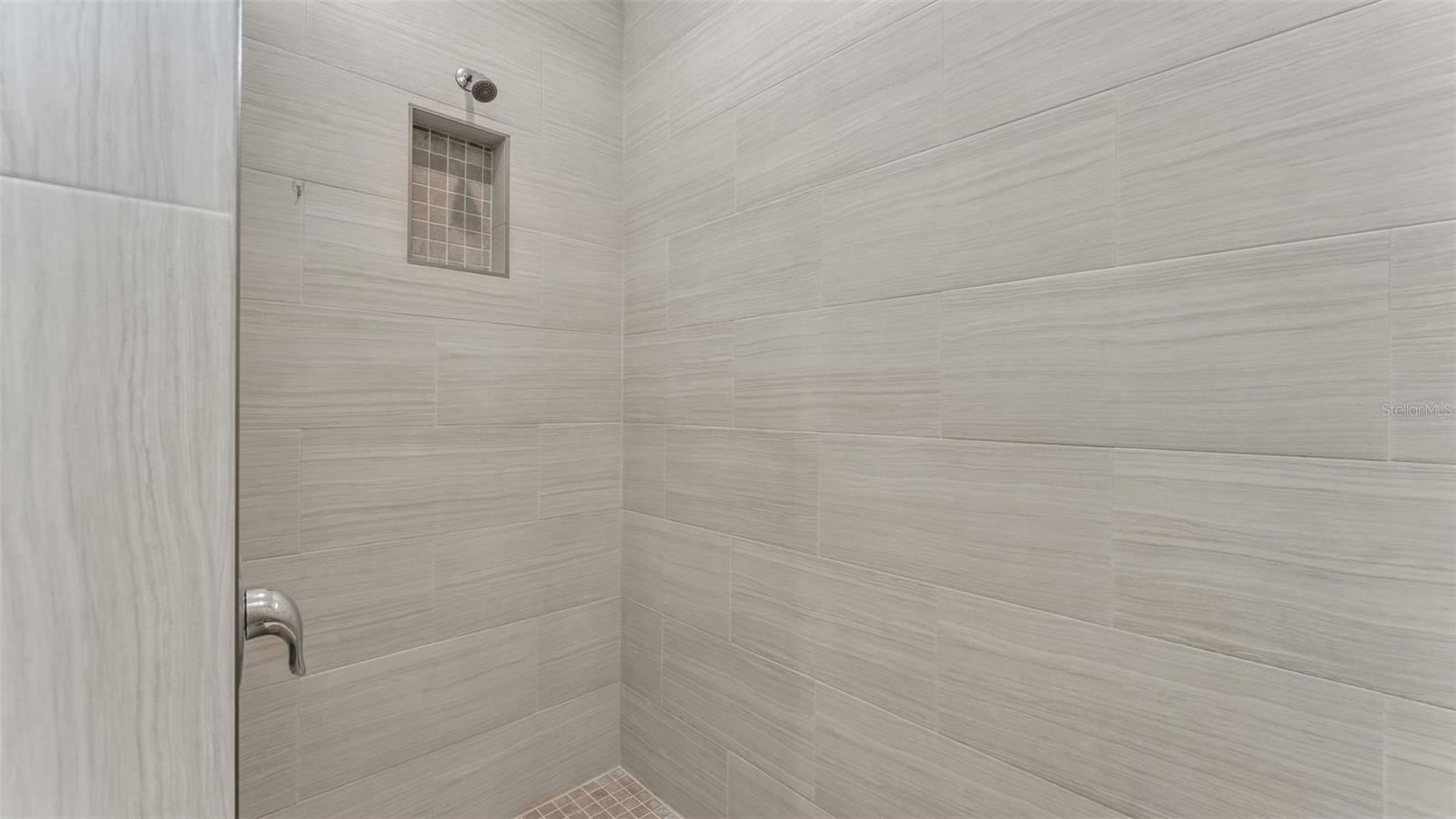 THE GEORGE SUB - Residential