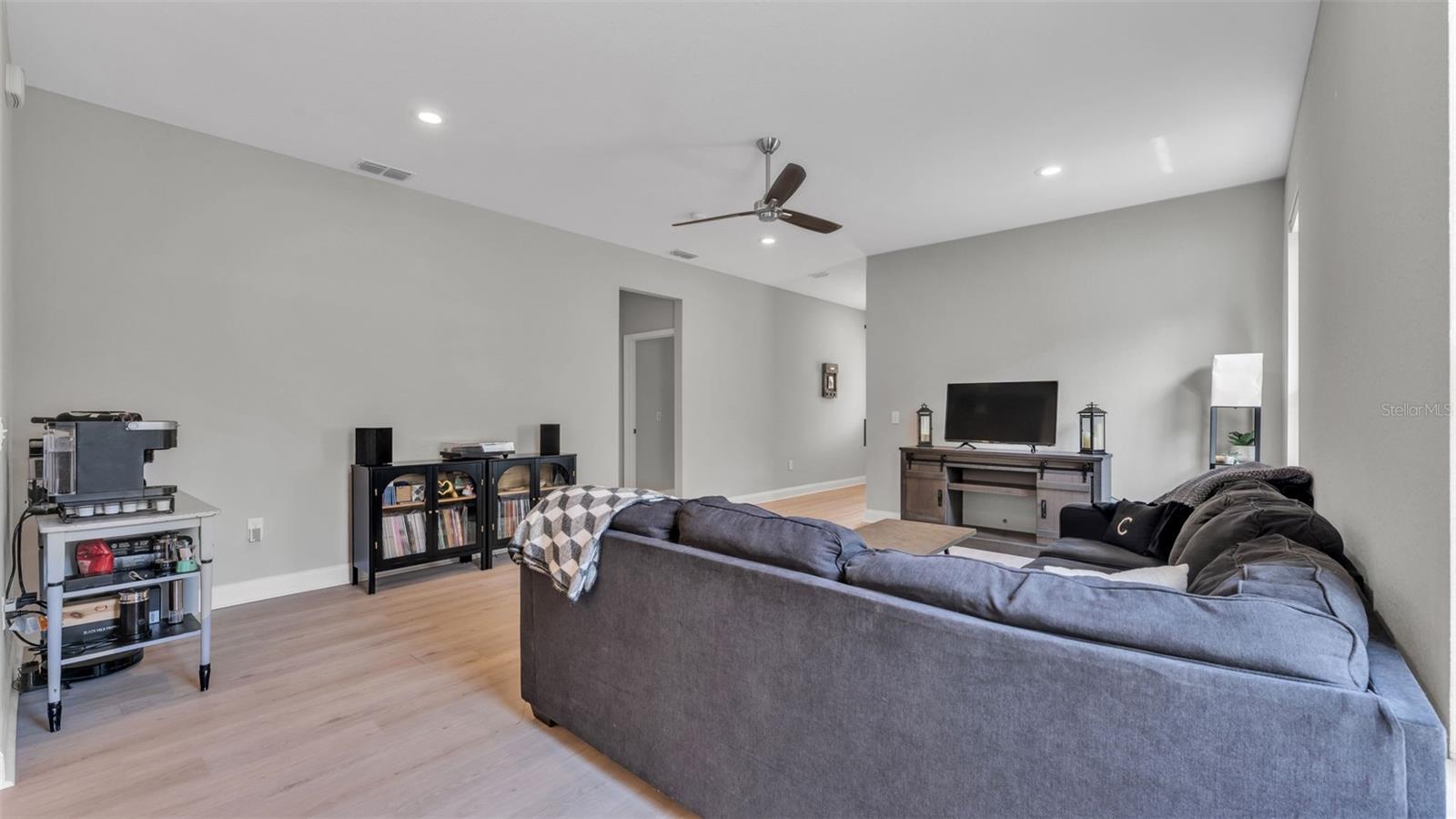 THE GEORGE SUB - Residential