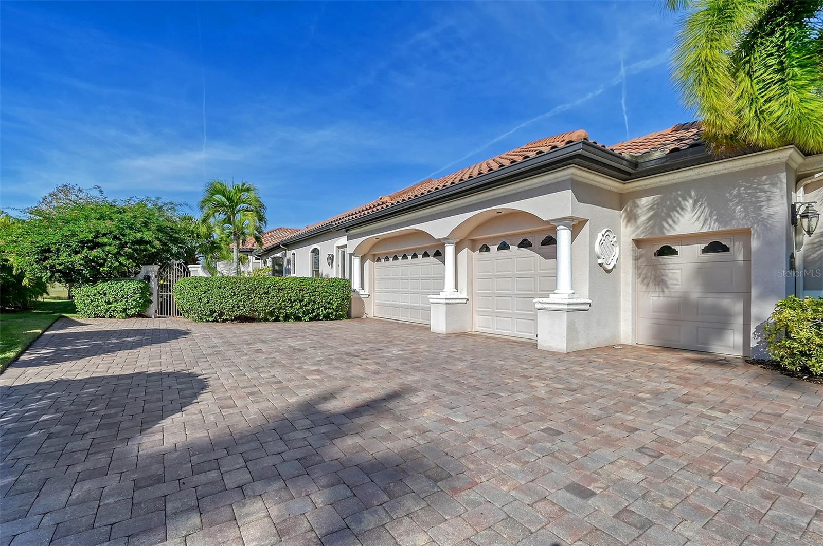 LAKEWOOD RANCH COUNTRY CLUB VILLAGE DD 1&2 - Residential