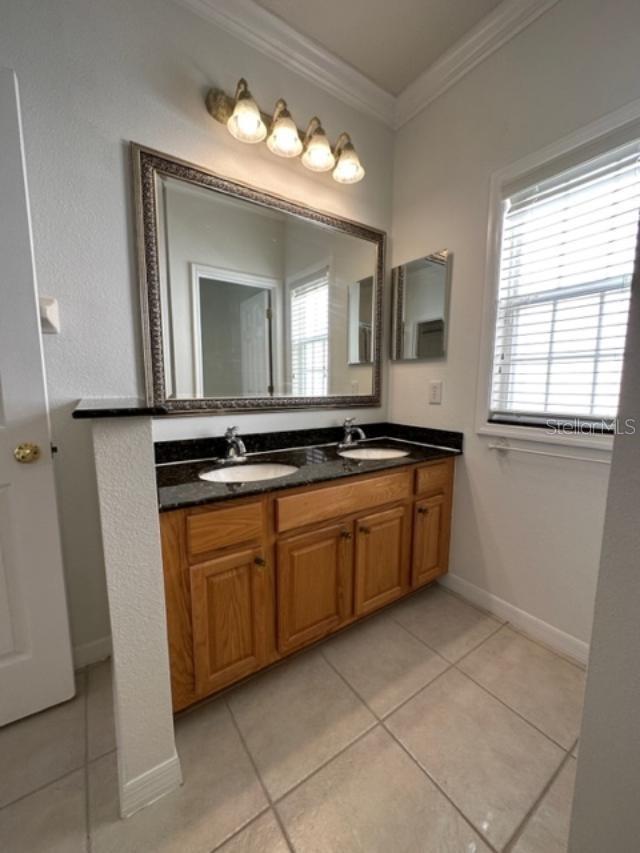 CELEBRATION EAST VILLAGE UNIT 2 - Residential Lease