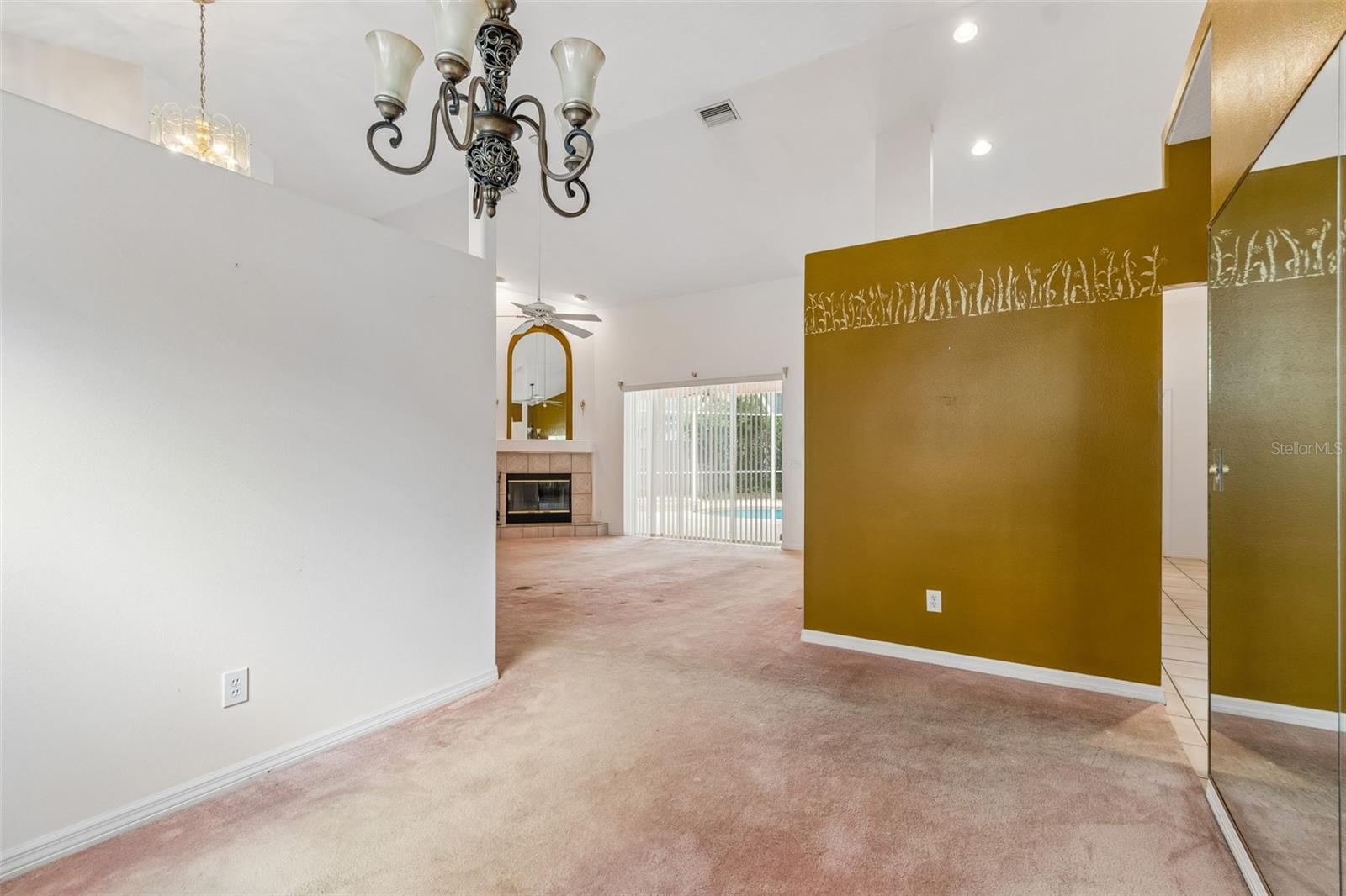 WOODRIDGE - Residential