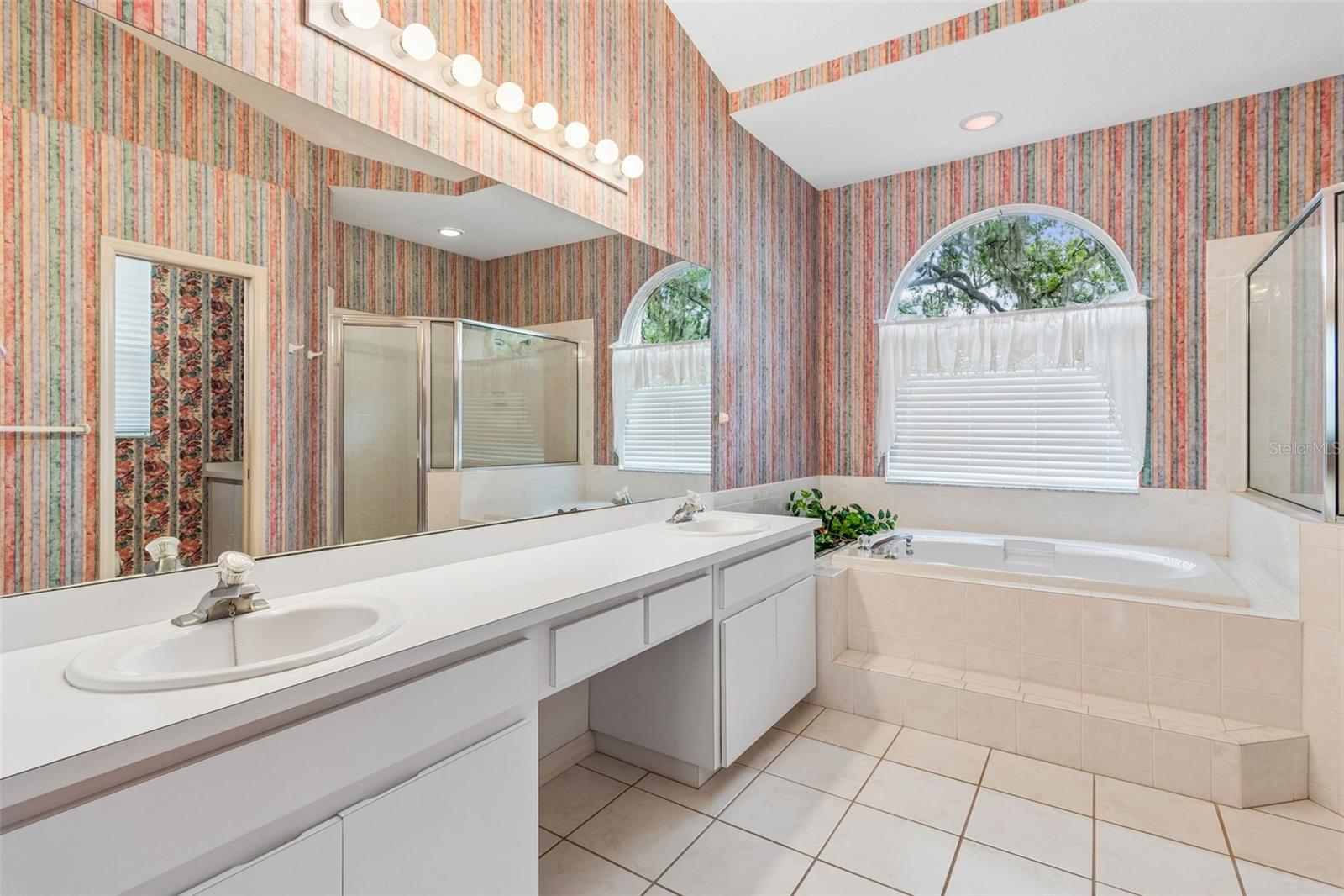 WOODRIDGE - Residential