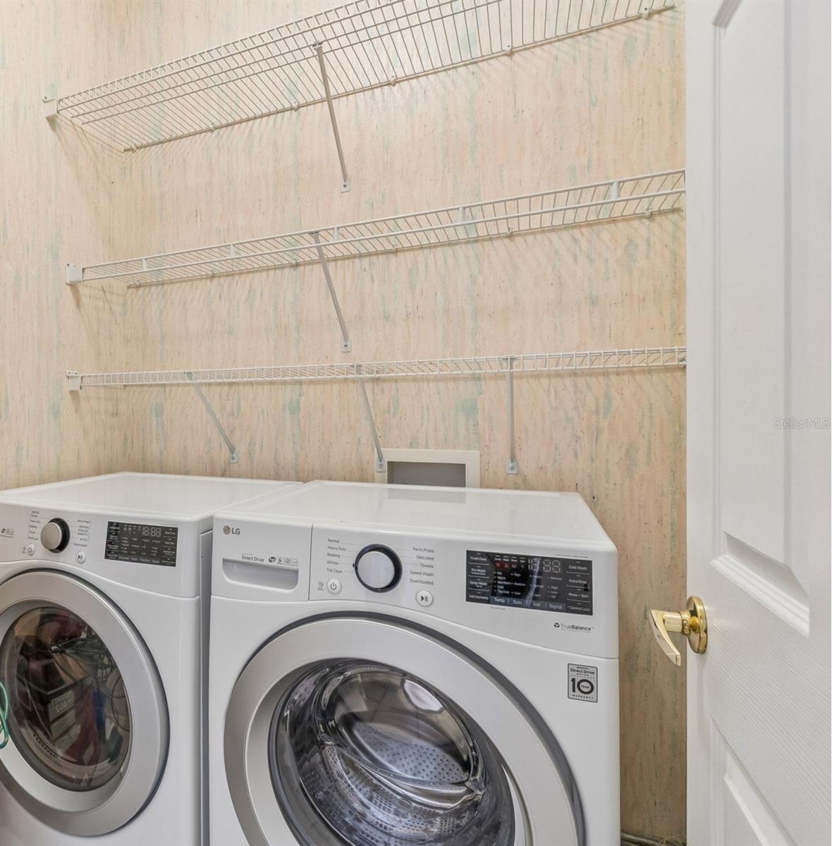 WOODRIDGE - Residential