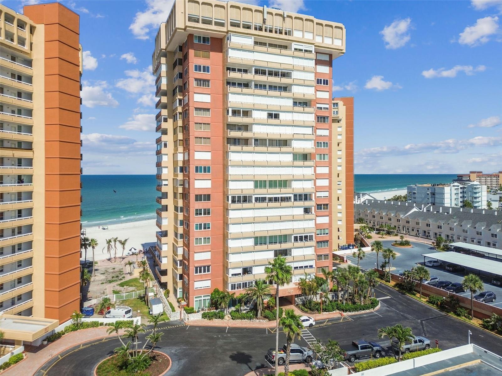REDINGTON TOWERS BLDG 2 CONDO - Residential